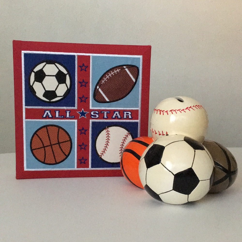 🏈⚽️Sports Wall Decor and Piggy Bank⚾️🏀